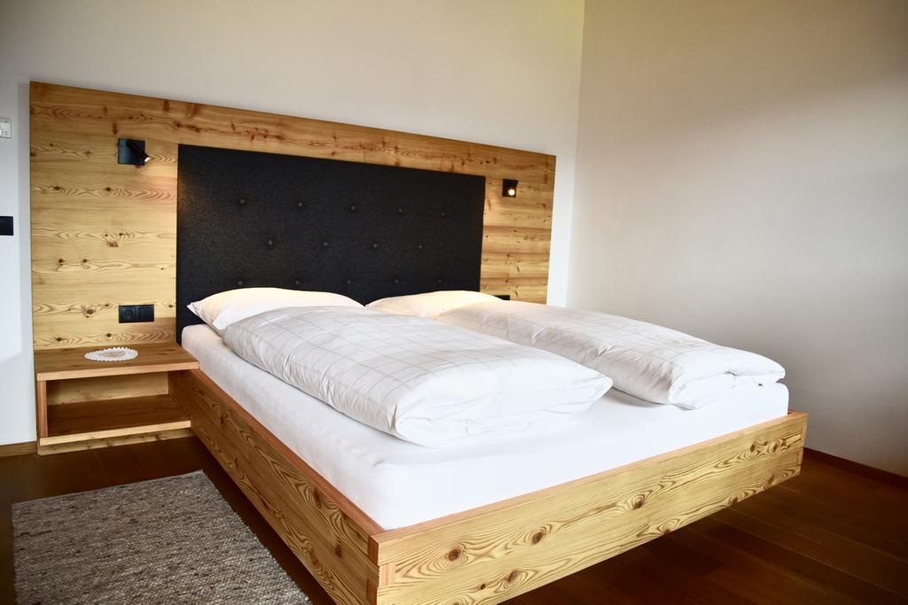 Putzerhof Aparthotel Funes  Buitenkant foto